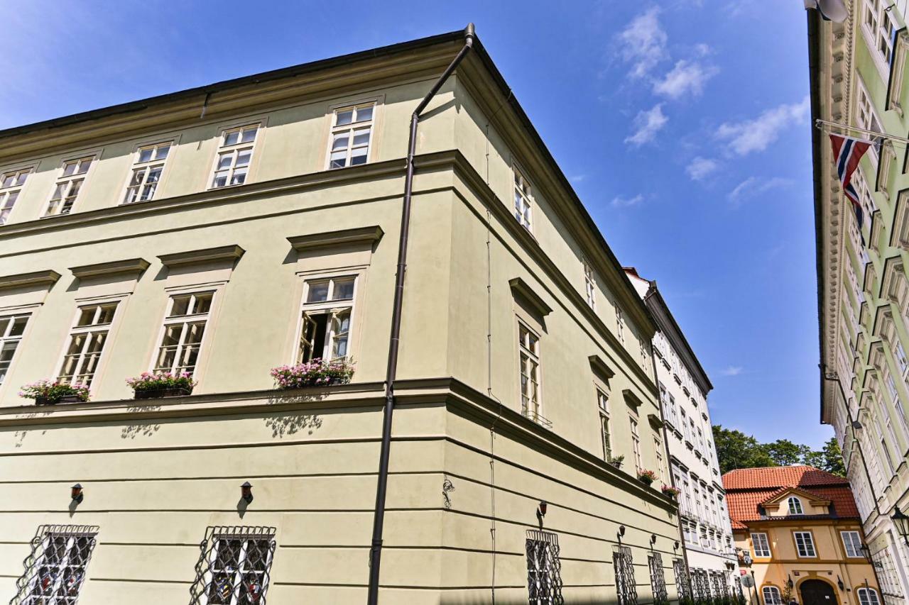 Apartment Nebovidy I - Historic Centre - Terrace - Air Conditioning Prague