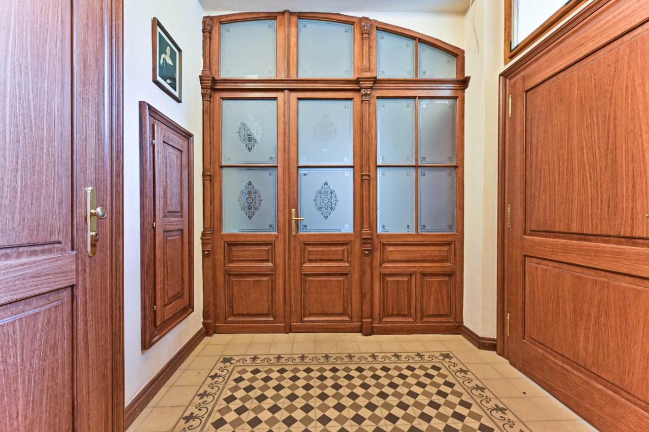 Apartment Apartment Nebovidy I - Historic Centre - Terrace - Air Conditioning
